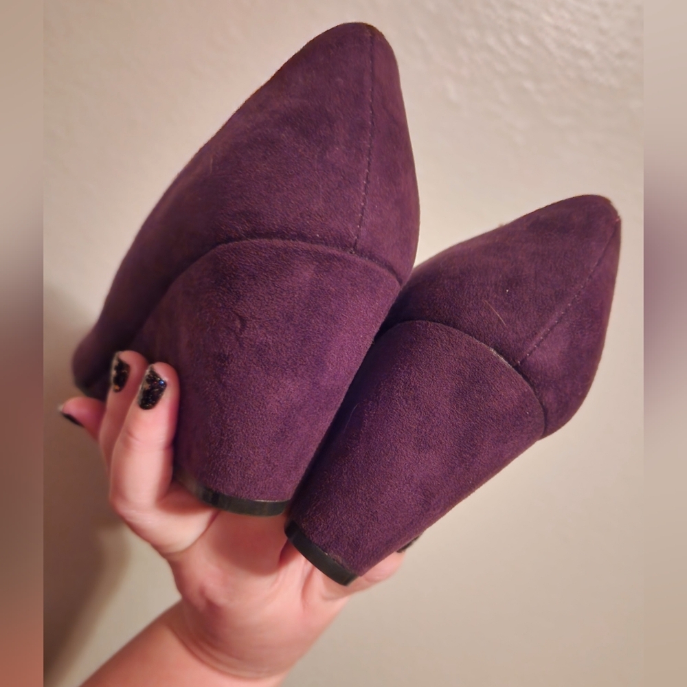 Stunning Plum Wedge Shoes - Picture 3 of 3